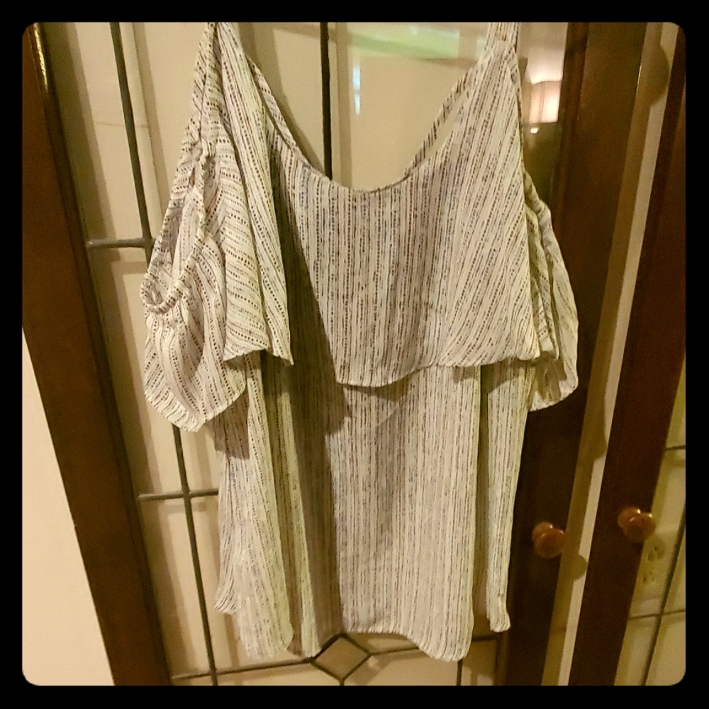 Dress top